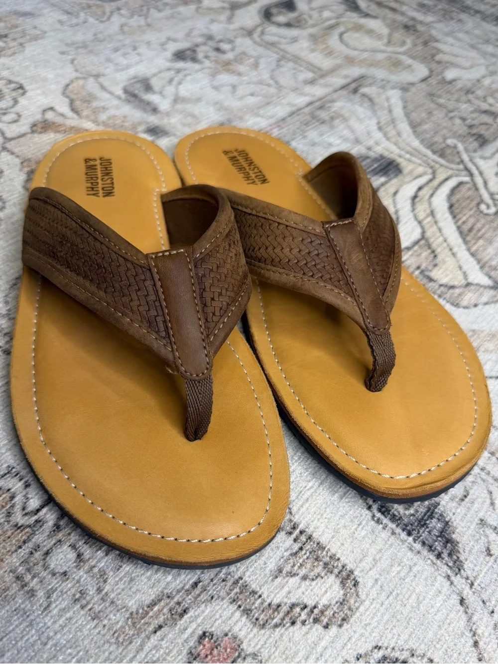 Johnston & Murphy Boys Brown Leather Flip Flop Sandals
